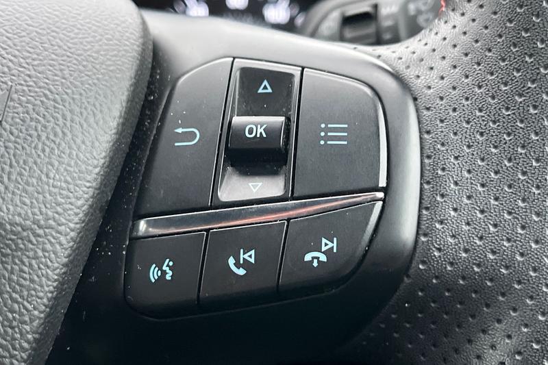 Used Ford Focus 2023 for sale - 76819259: Photo 33