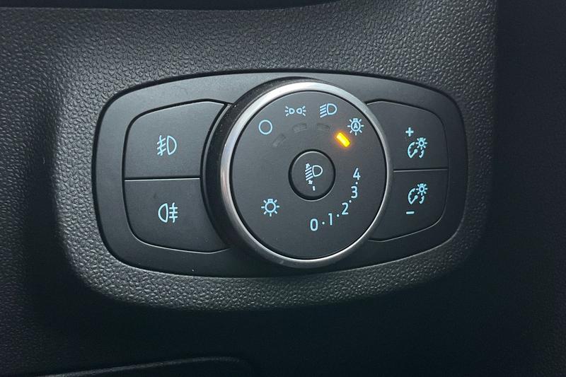 Used Ford Fiesta 2018 for sale - 77679521: Photo 24