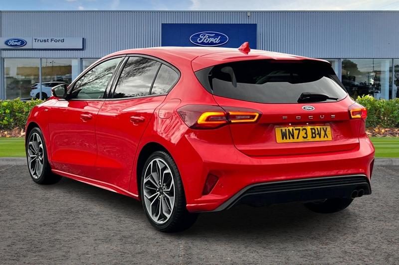 Used Ford Focus 2023 for sale - 76882732: Photo 2