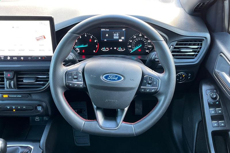 Used Ford Focus 2023 for sale - 76895483: Photo 12