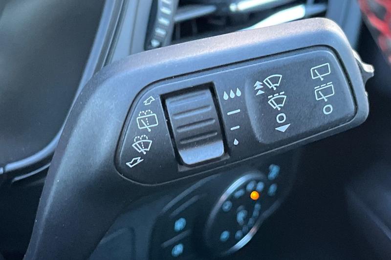 Used Ford Focus 2023 for sale - 76895483: Photo 15