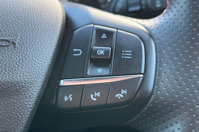 Used Ford Focus 2023 for sale - 76895483: Photo 33