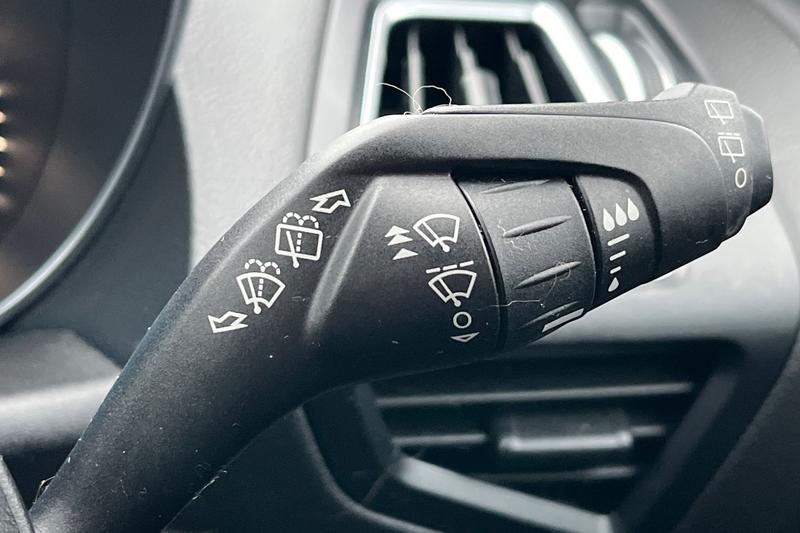 Used Ford Kuga 2017 for sale - 77063998: Photo 15