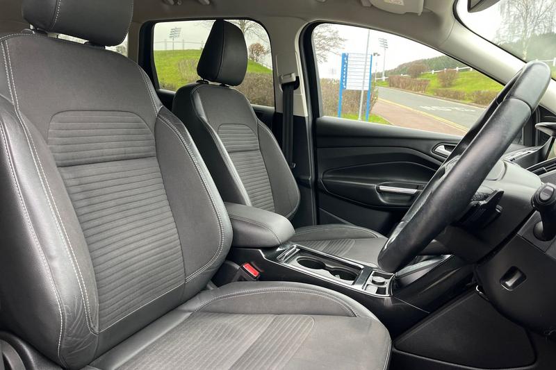 Used Ford Kuga 2017 for sale - 77063998: Photo 17