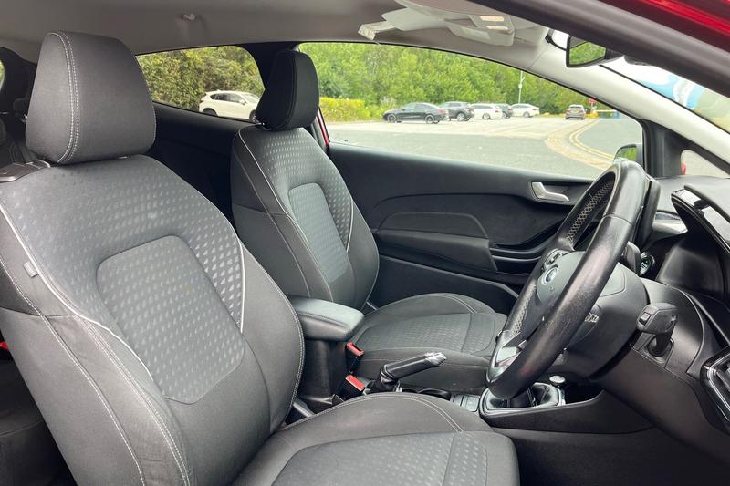 Used Ford Fiesta 2018 for sale - 78038838: Photo 17