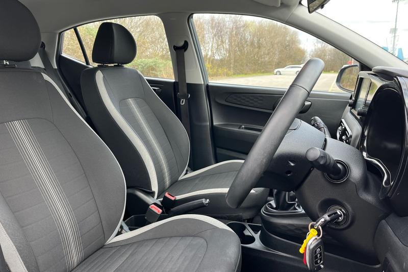 Used Hyundai i10 2020 for sale - 78064090: Photo 17