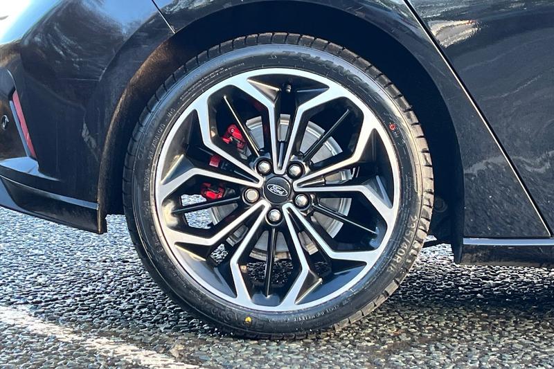 Used Ford Focus 2021 for sale - 76703272: Photo 8