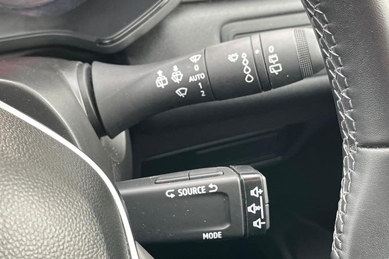 Used Renault Captur 2024 for sale - 76545397: Photo 15