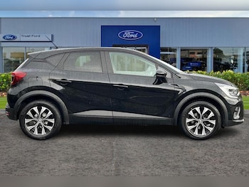 Used Renault Captur 2024 for sale - 76545397: Photo