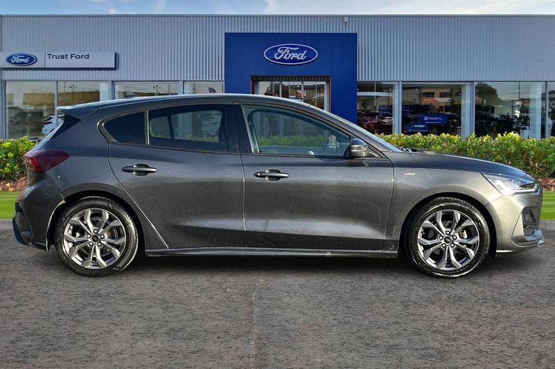 Used Ford Focus 2023 for sale - 76908569: Photo 3