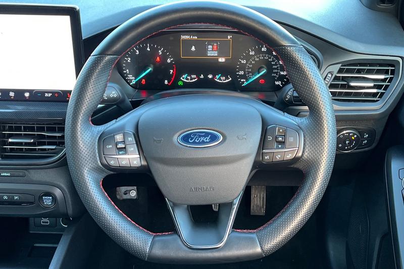Used Ford Focus 2023 for sale - 76895479: Photo 12