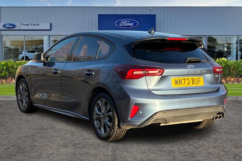 Used Ford Focus 2023 for sale - 76895479: Photo 2