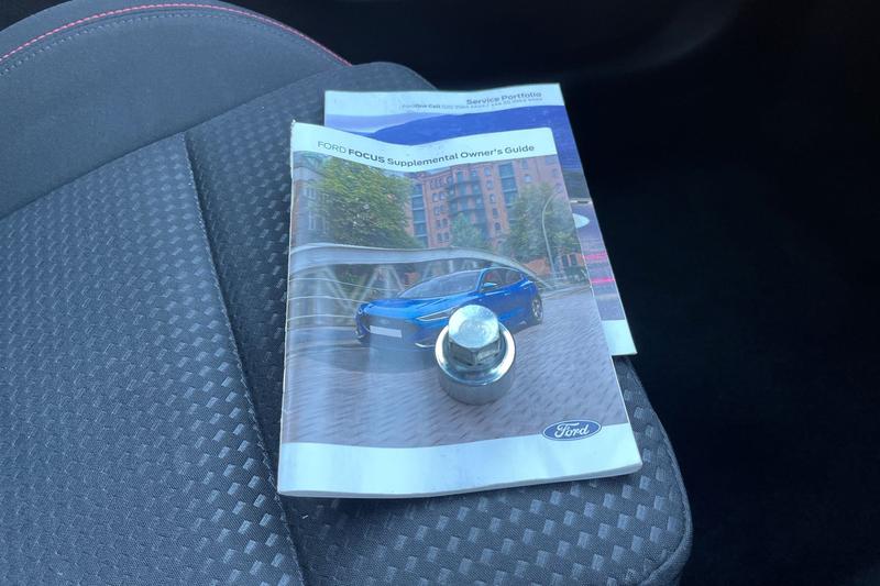 Used Ford Focus 2023 for sale - 76895479: Photo 22