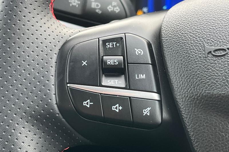 Used Ford Kuga 2022 for sale - 77071546: Photo 31