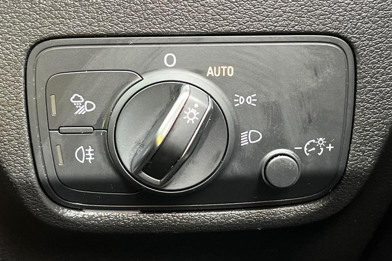 Used Audi Q2 2019 for sale - 77934925: Photo 33