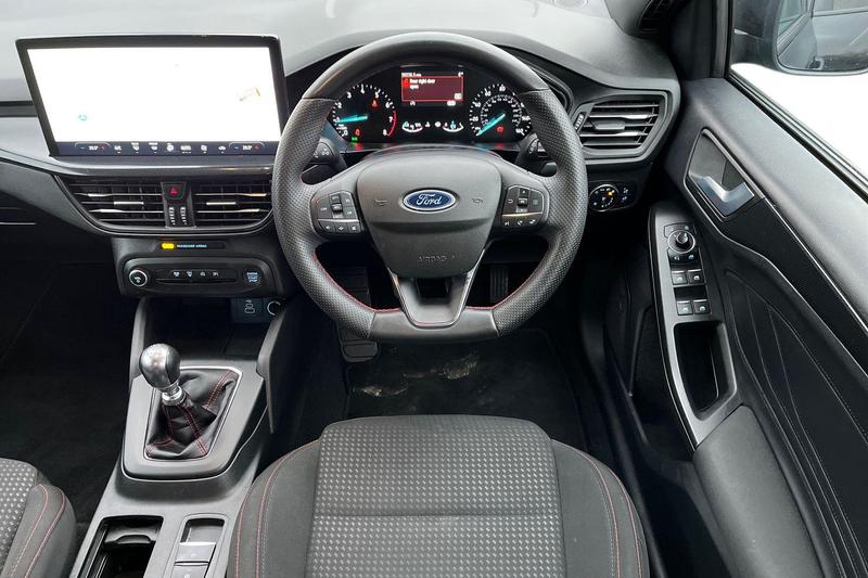 Used Ford Focus 2023 for sale - 76819242: Photo 11