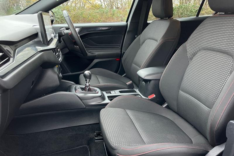 Used Ford Focus 2023 for sale - 76819242: Photo 19