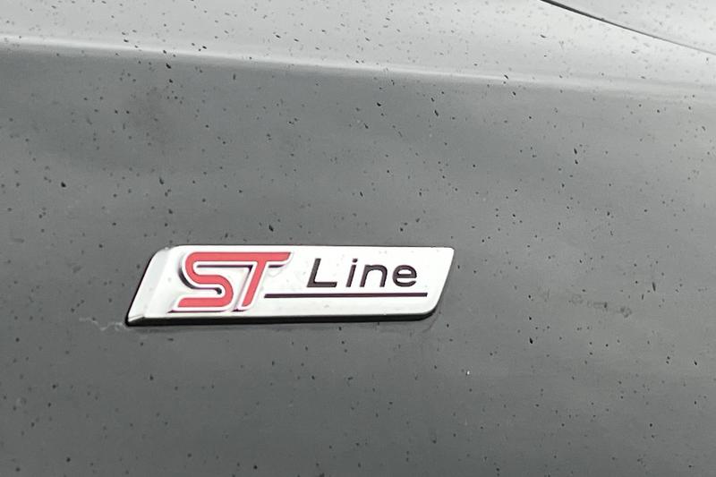 Used Ford Focus 2023 for sale - 76819242: Photo 30