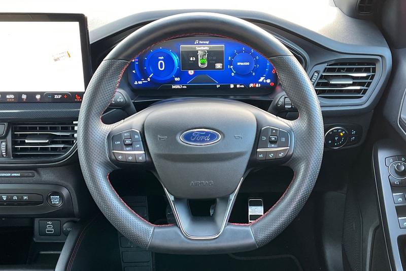 Used Ford Focus 2023 for sale - 76862498: Photo 12