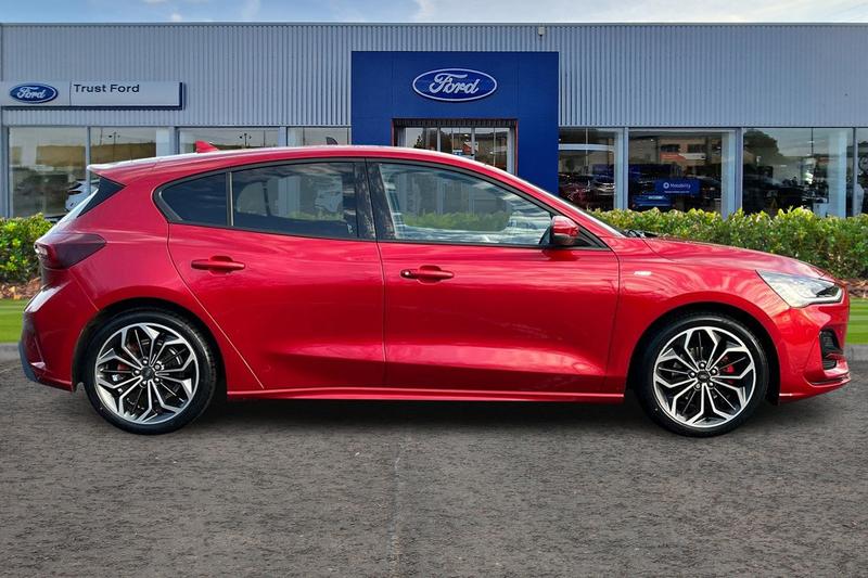 Used Ford Focus 2023 for sale - 76862498: Photo 3