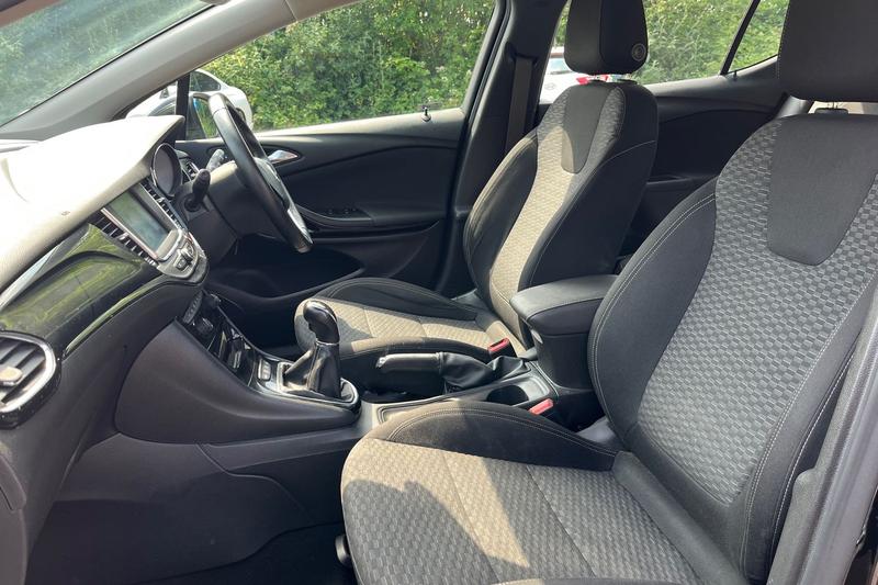 Used Vauxhall Astra 2018 for sale - 76452888: Photo 19