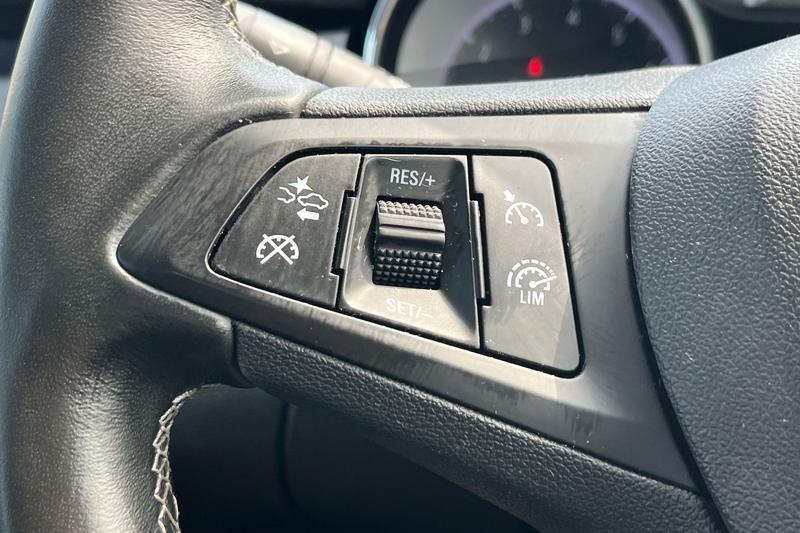 Used Vauxhall Astra 2018 for sale - 76452888: Photo 32