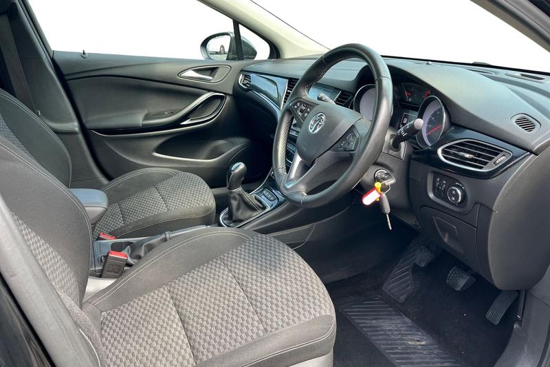 Used Vauxhall Astra 2018 for sale - 76452888: Photo 9