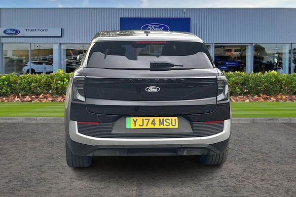 Used Ford Explorer 2024 for sale - 75048819: Photo 7