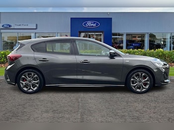 Used Ford Focus 2022 for sale - 75946959: Photo