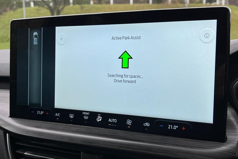 Used Ford Kuga 2025 for sale - 76953800: Photo 24