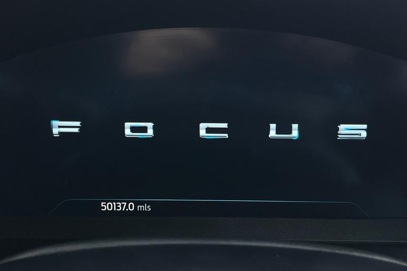 Used Ford Focus 2023 for sale - 76895352: Photo 13