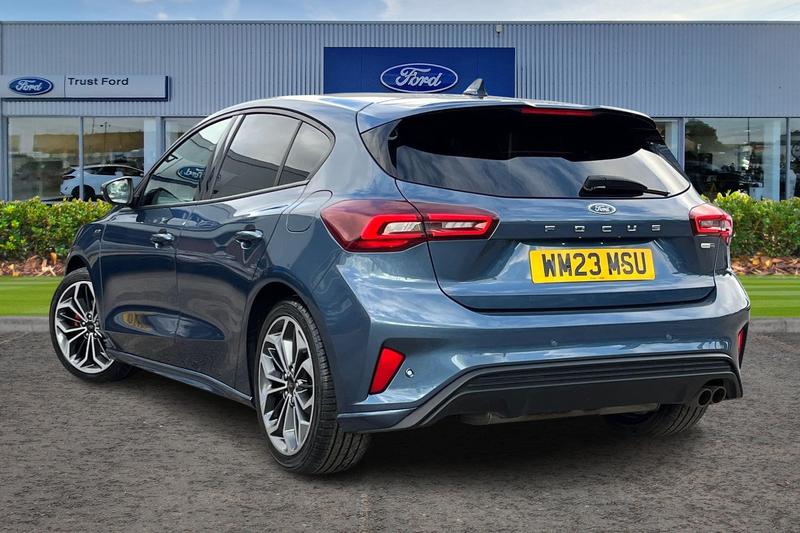 Used Ford Focus 2023 for sale - 76895352: Photo 2