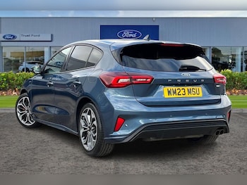 Used Ford Focus 2023 for sale - 76895352: Photo