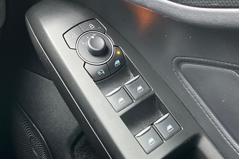 Used Ford Focus 2023 for sale - 76819235: Photo 16