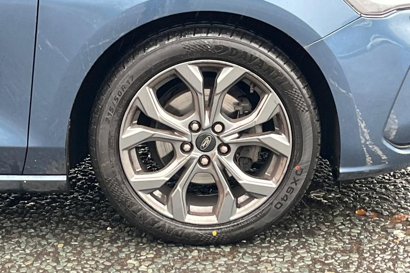 Used Ford Focus 2023 for sale - 76819235: Photo 8