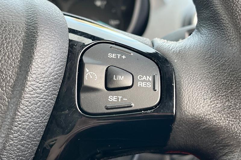 Used Ford Ka+ 2018 for sale - 76486508: Photo 33