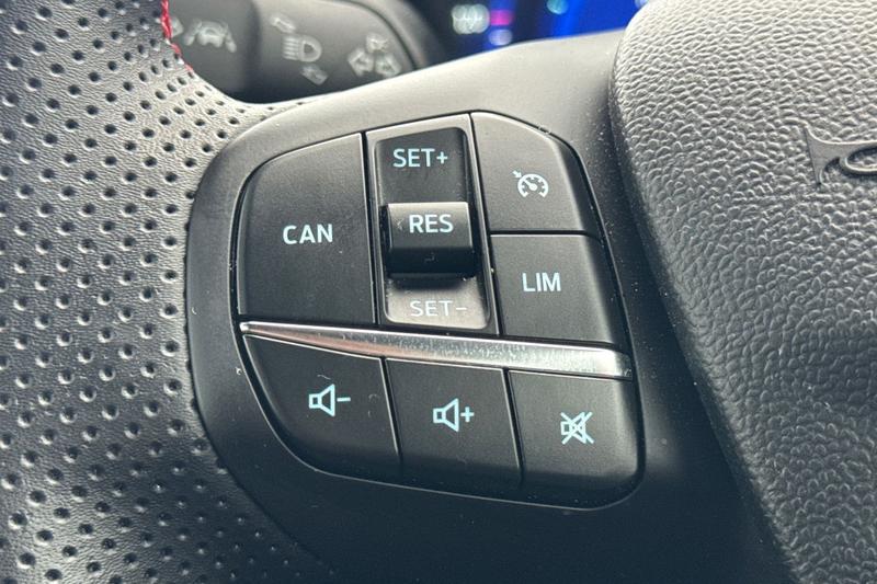 Used Ford Puma 2023 for sale - 77063982: Photo 32