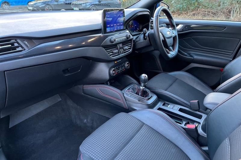 Used Ford Focus 2020 for sale - 76895487: Photo 18