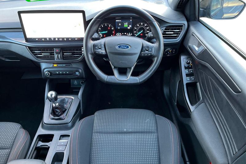 Used Ford Focus 2023 for sale - 76895482: Photo 11