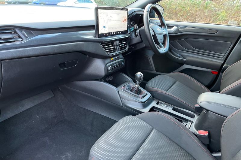 Used Ford Focus 2023 for sale - 76895482: Photo 18