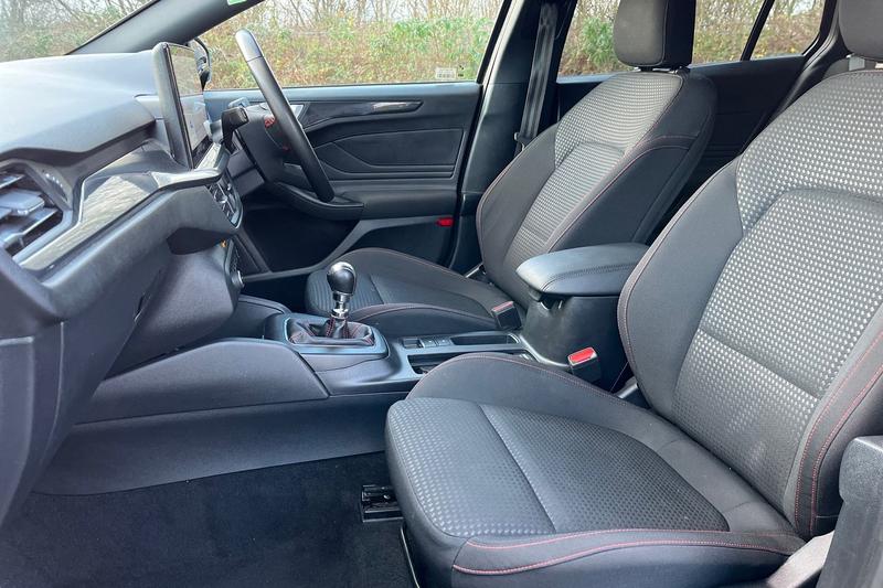 Used Ford Focus 2023 for sale - 76895482: Photo 19