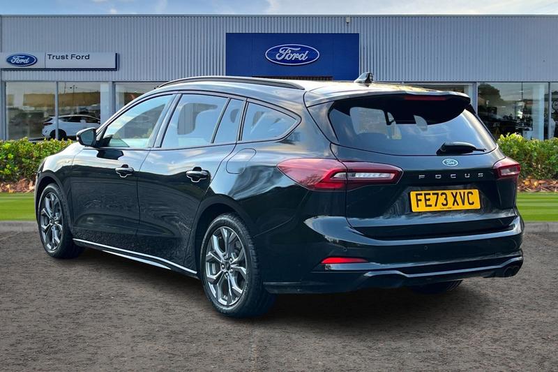 Used Ford Focus 2023 for sale - 76895482: Photo 2