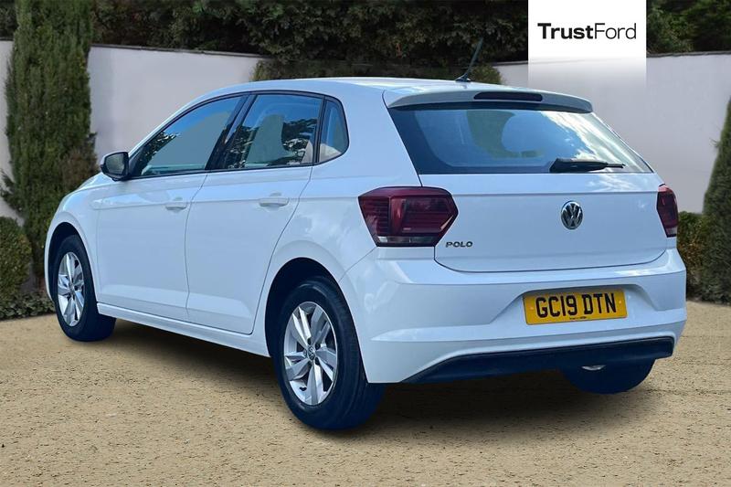 Used Volkswagen Polo 2019 for sale - 76161933: Photo 2
