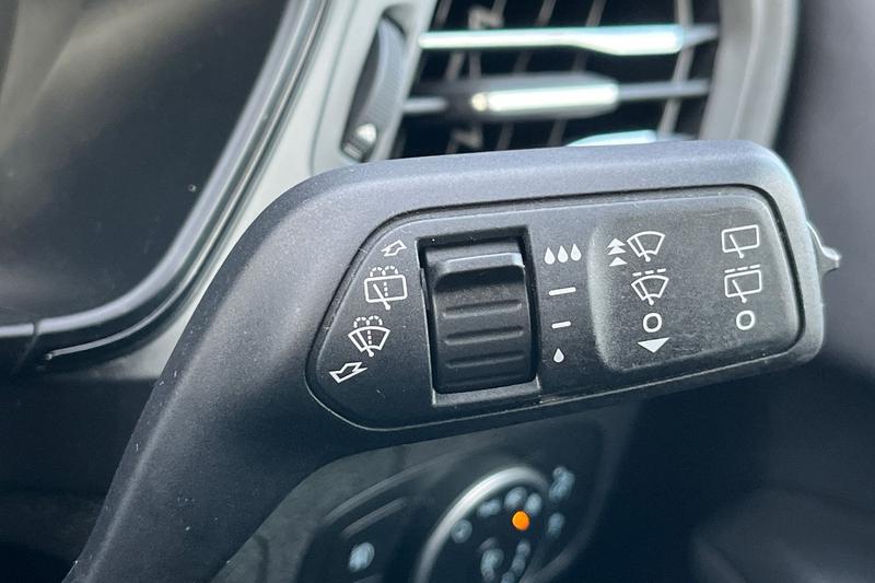 Used Ford Focus 2023 for sale - 76862505: Photo 15