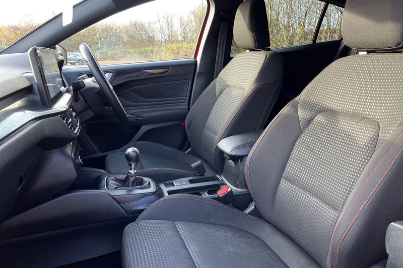 Used Ford Focus 2023 for sale - 76862505: Photo 19