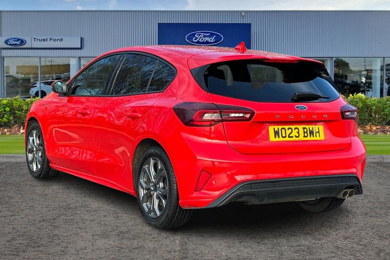 Used Ford Focus 2023 for sale - 76862505: Photo 2