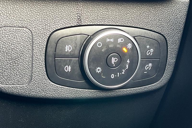 Used Ford Focus 2023 for sale - 76862505: Photo 34