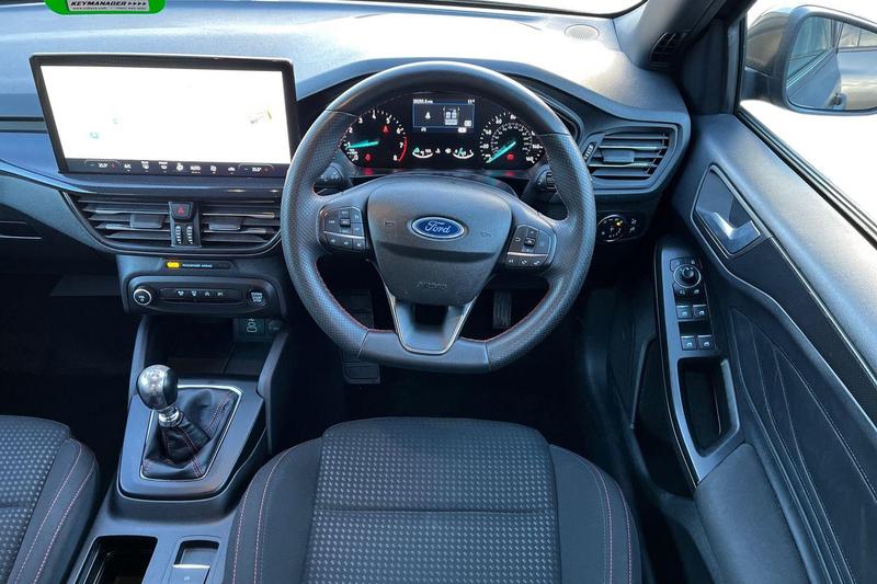 Used Ford Focus 2023 for sale - 76862513: Photo 11