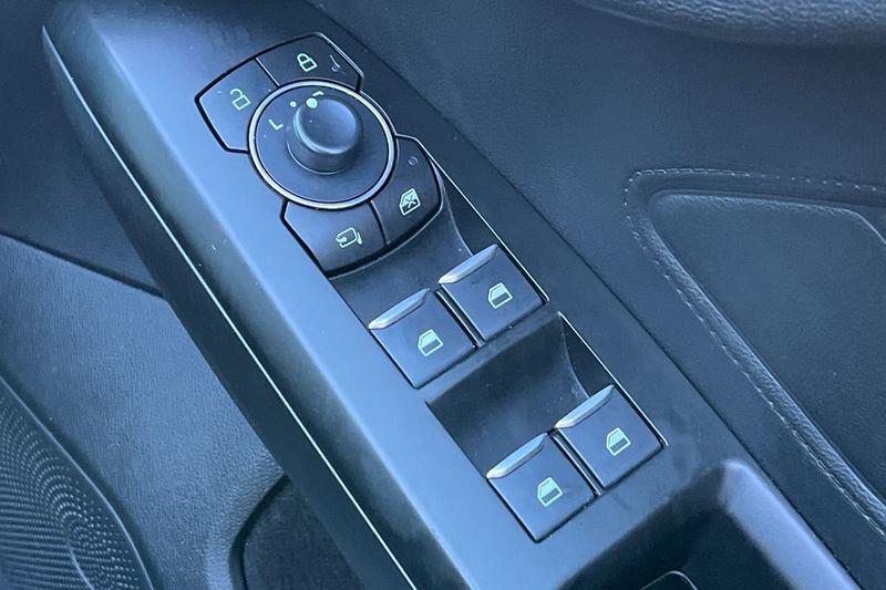 Used Ford Focus 2023 for sale - 76862513: Photo 16