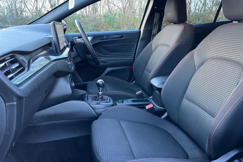 Used Ford Focus 2023 for sale - 76862513: Photo 19